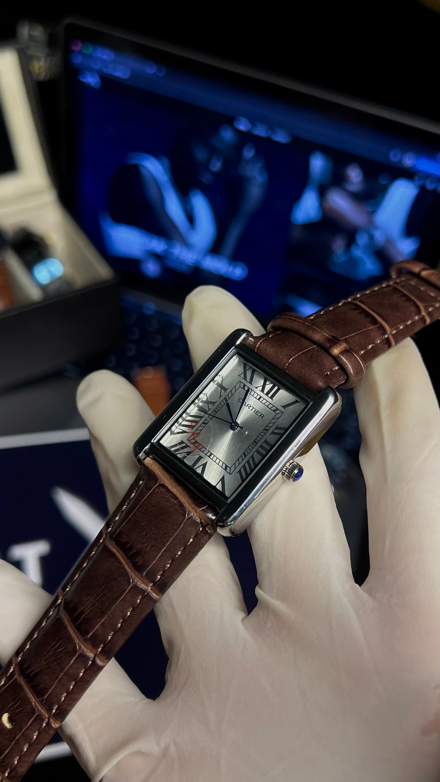 Cartier tank Silver-dial